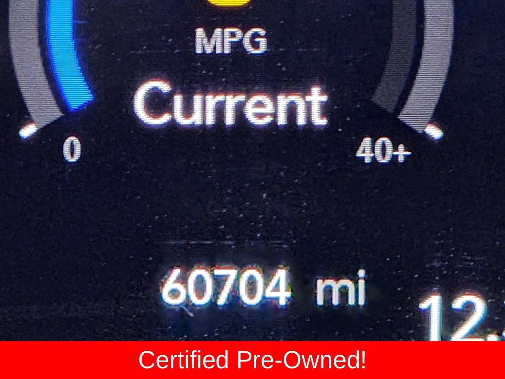 Certified 2023 Chrysler Pacifica Limited FWD image 16
