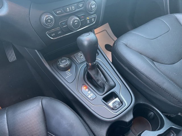 Used 2021 Jeep Cherokee Latitude Lux image 25