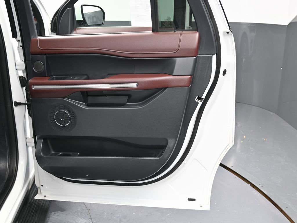 Used 2024 Ford Expedition Max Limited image 41