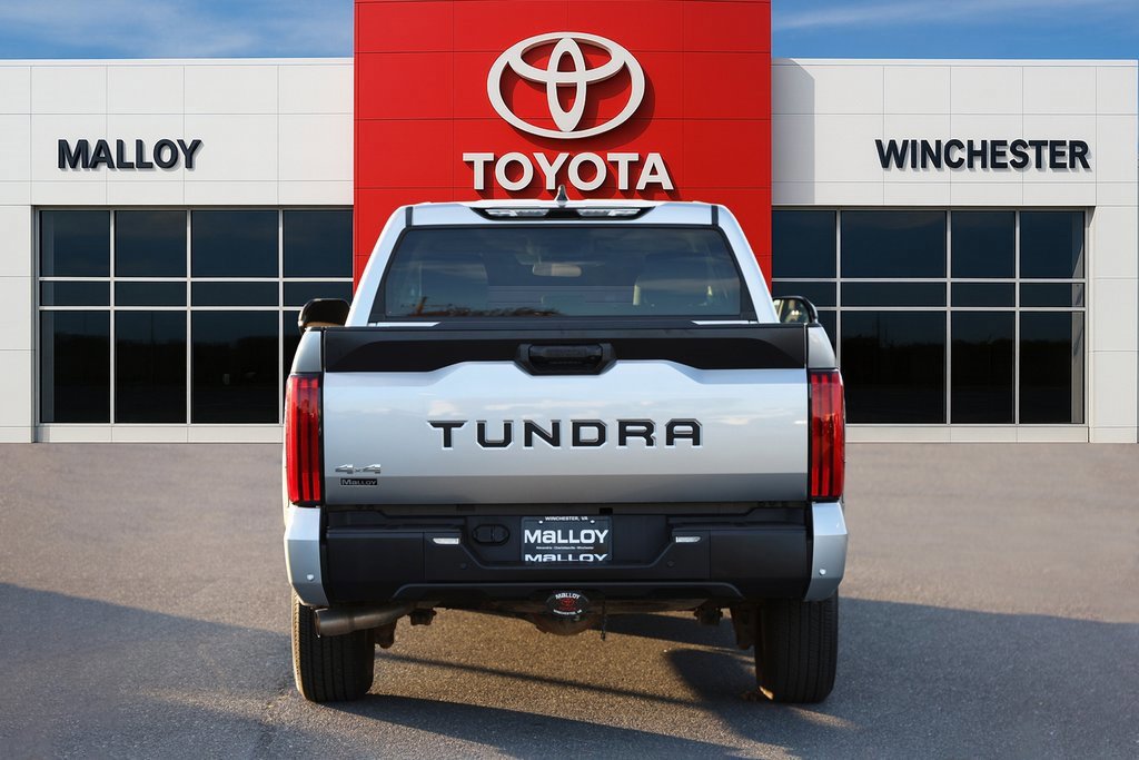 Used 2022 Toyota Tundra SR5 w/ SR5 Convenience Package image 3