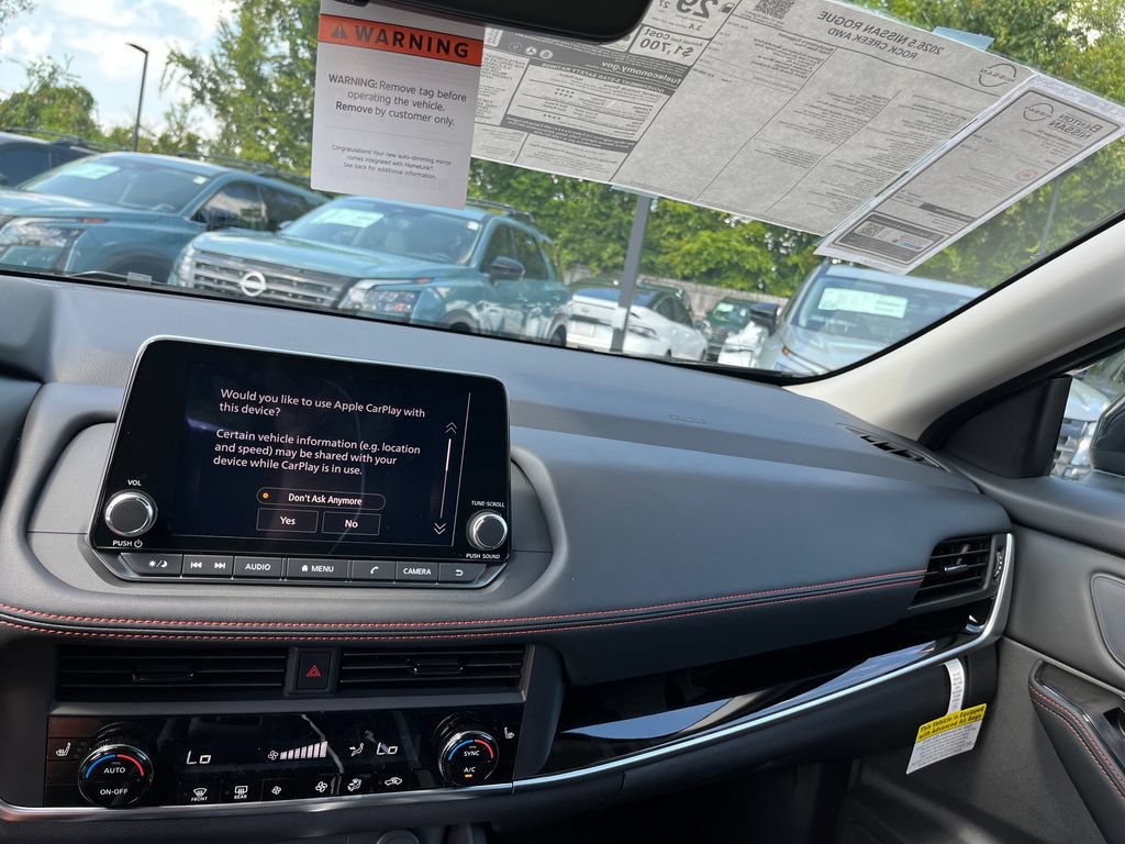 New 2026 Nissan Rogue SV AWD/4WD image 15
