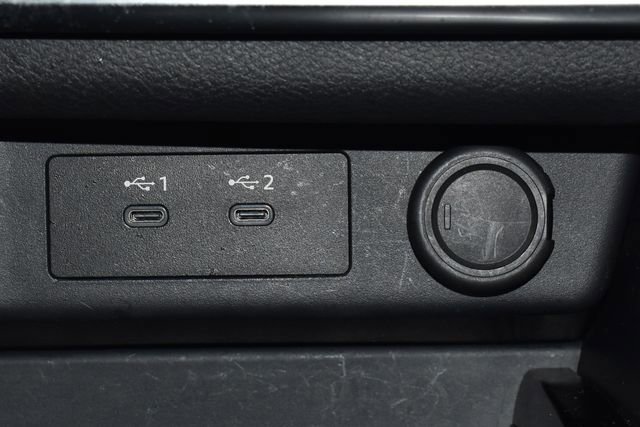 Used 2025 Nissan Rogue SV image 19