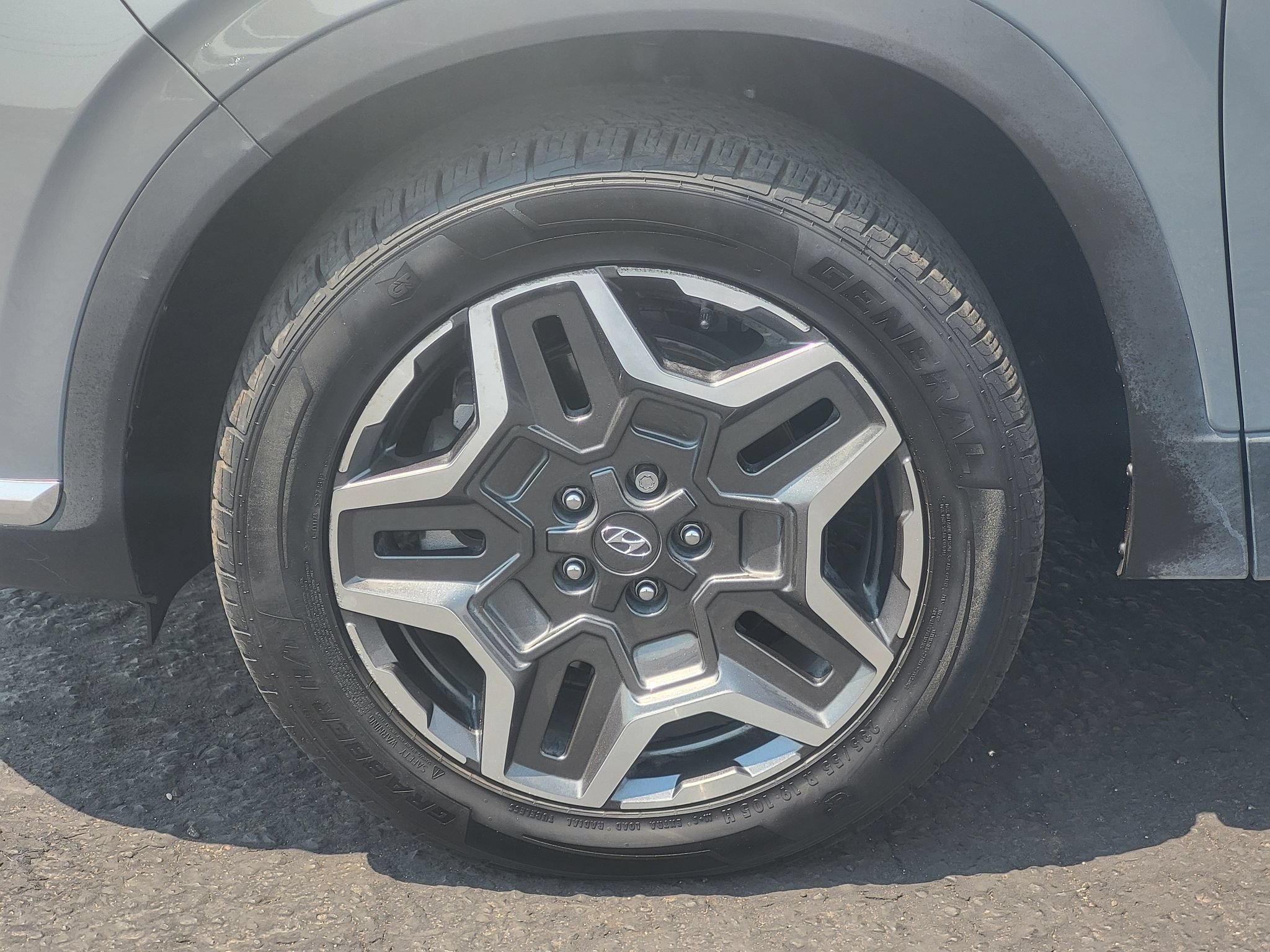 Used 2023 Hyundai Santa Fe SEL Premium AWD/4WD image 9