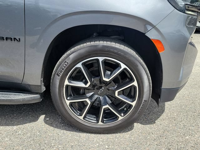 Certified 2022 Chevrolet Suburban RST w/ Luxury Package RWD image 7
