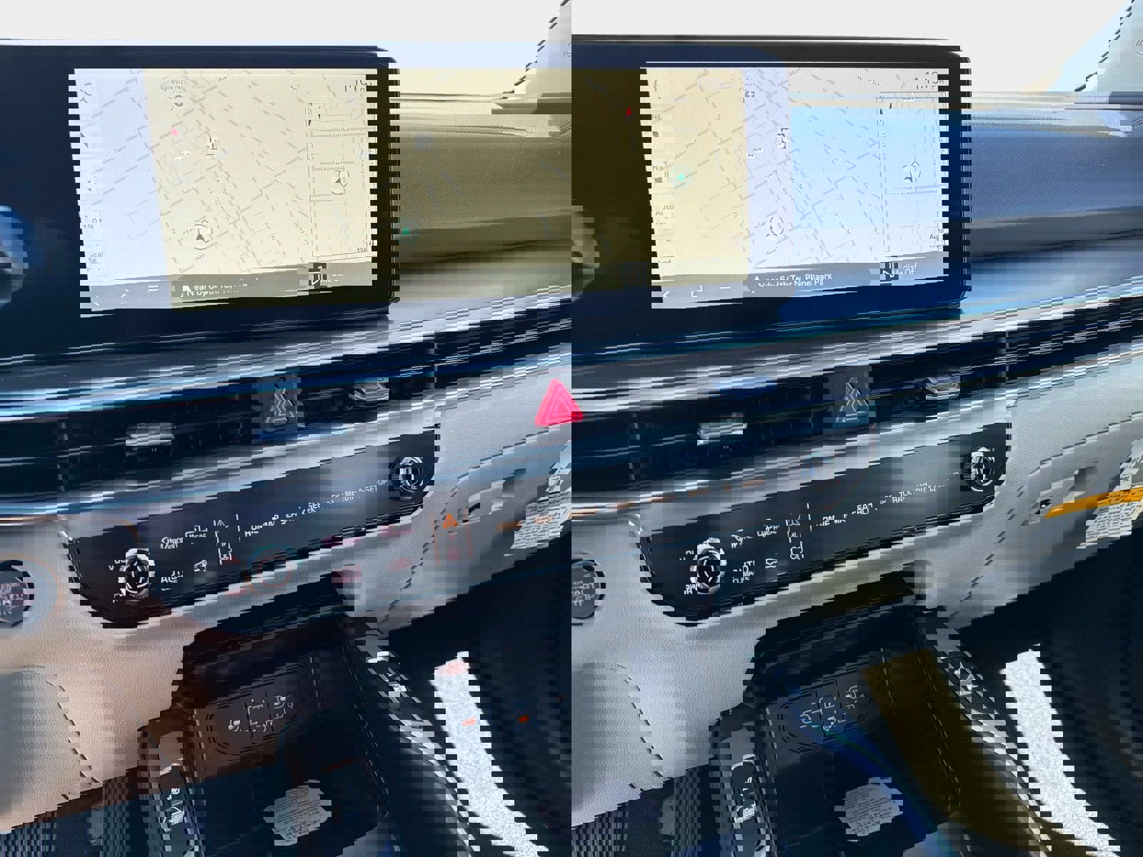 New 2026 Kia Sorento EX image 19