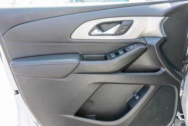 Used 2023 Chevrolet Traverse LT AWD/4WD image 19