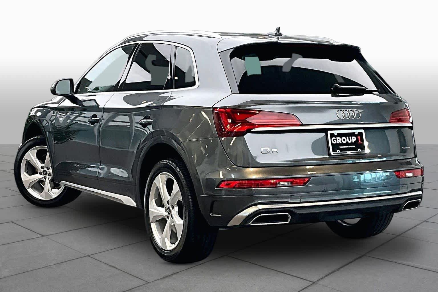 Used 2023 Audi Q5 2.0T Premium Plus w/ Premium Plus Package AWD/4WD image 12