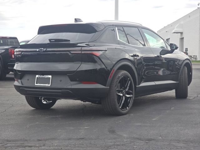 New 2026 Chevrolet Equinox EV LT image 16