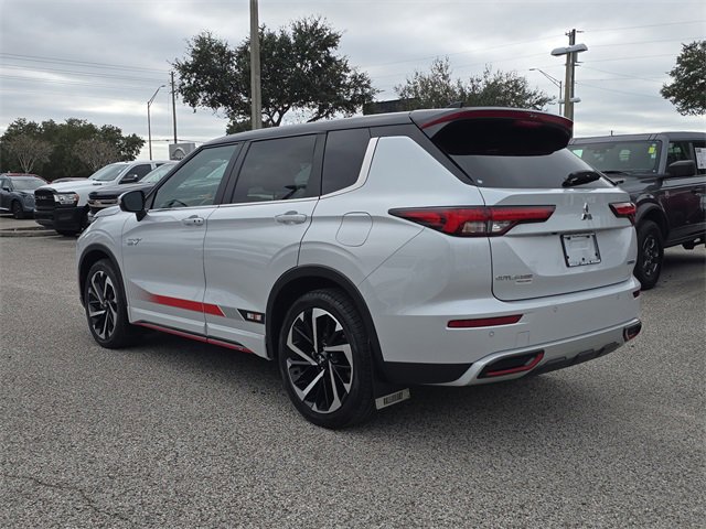 Used 2024 Mitsubishi Outlander Ralliart image 6