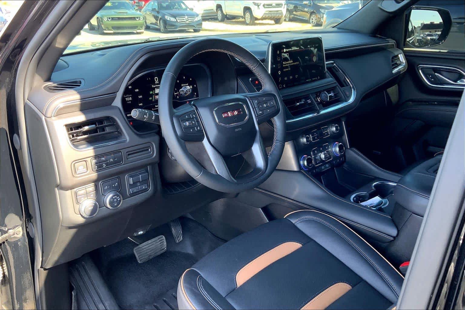 Used 2023 GMC Yukon XL AT4 w/ Max Trailering Package AWD/4WD image 17