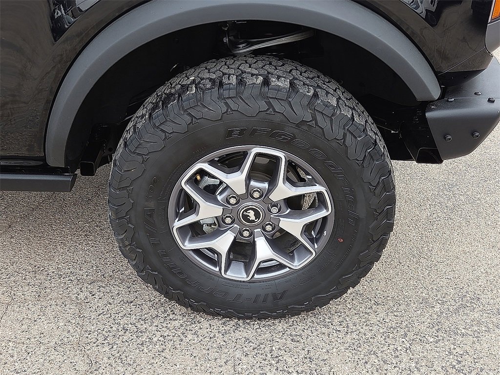Used 2024 Ford Bronco Badlands image 7