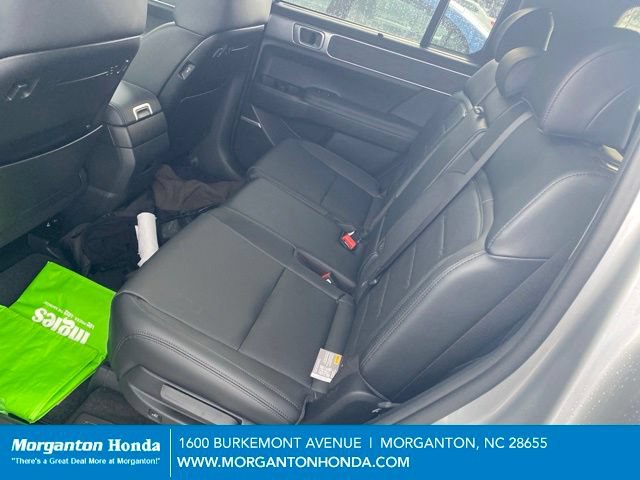Used 2026 Hyundai Santa Fe Limited AWD/4WD image 5