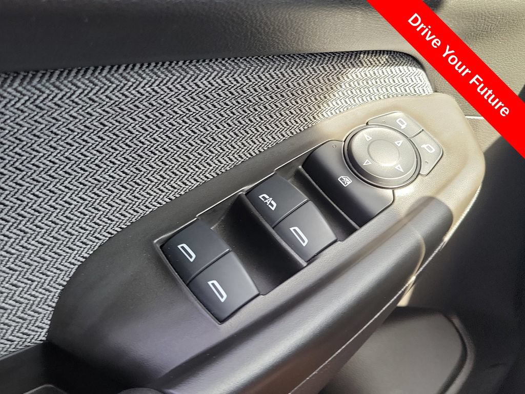 Used 2025 Chevrolet TrailBlazer LT AWD/4WD image 17
