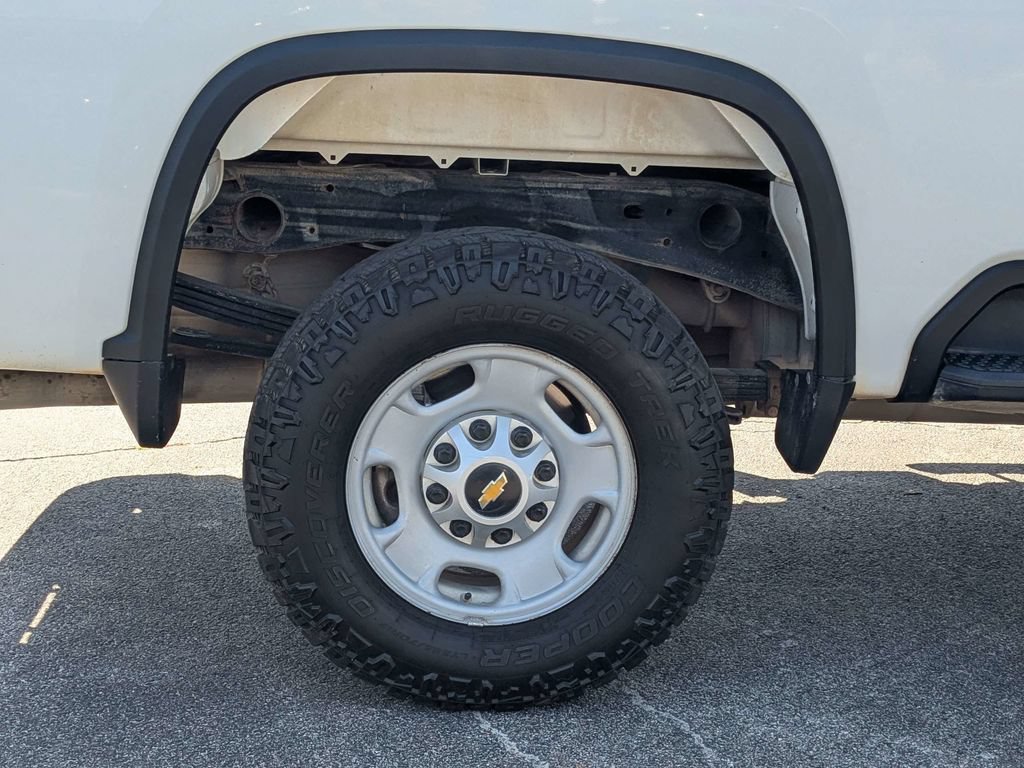 Used 2020 Chevrolet Silverado 2500 W/T w/ WT Safety Package AWD/4WD image 12