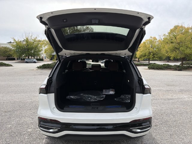 New 2026 Lincoln Nautilus Reserve AWD/4WD image 25