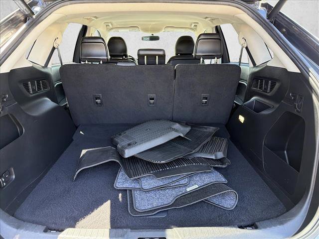 Used 2017 Ford Edge SEL w/ Equipment Group 201A image 25