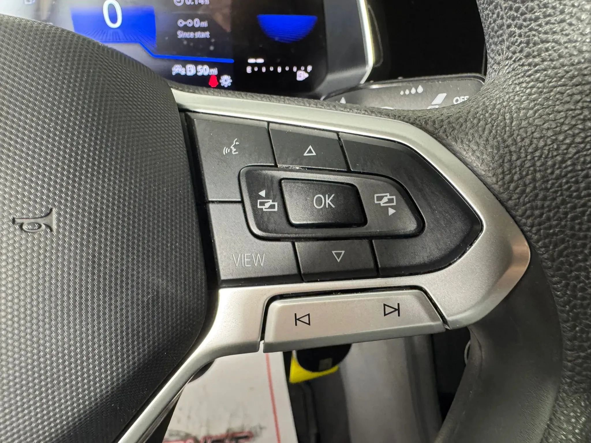 Used 2023 Volkswagen Jetta S FWD image 17