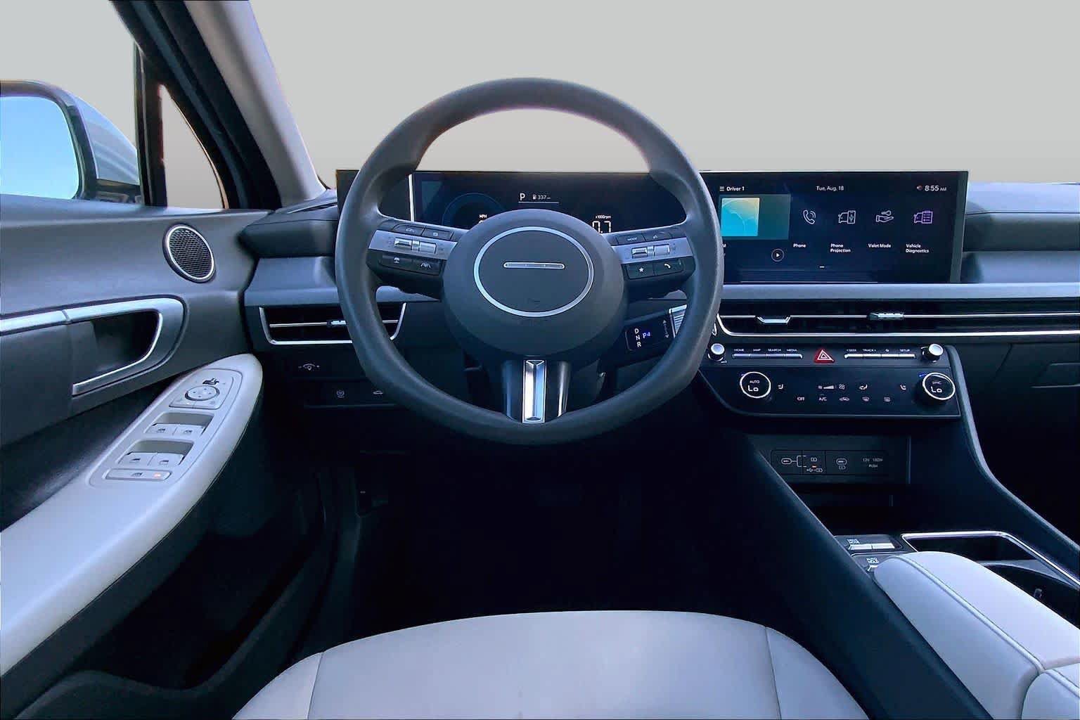 Certified 2025 Hyundai Sonata SEL FWD image 6