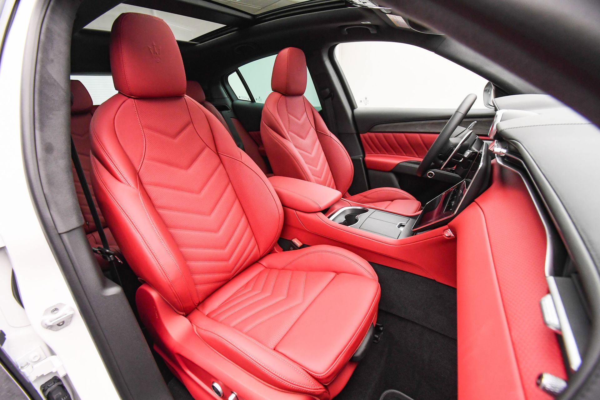 New 2026 Maserati Grecale Modena image 16