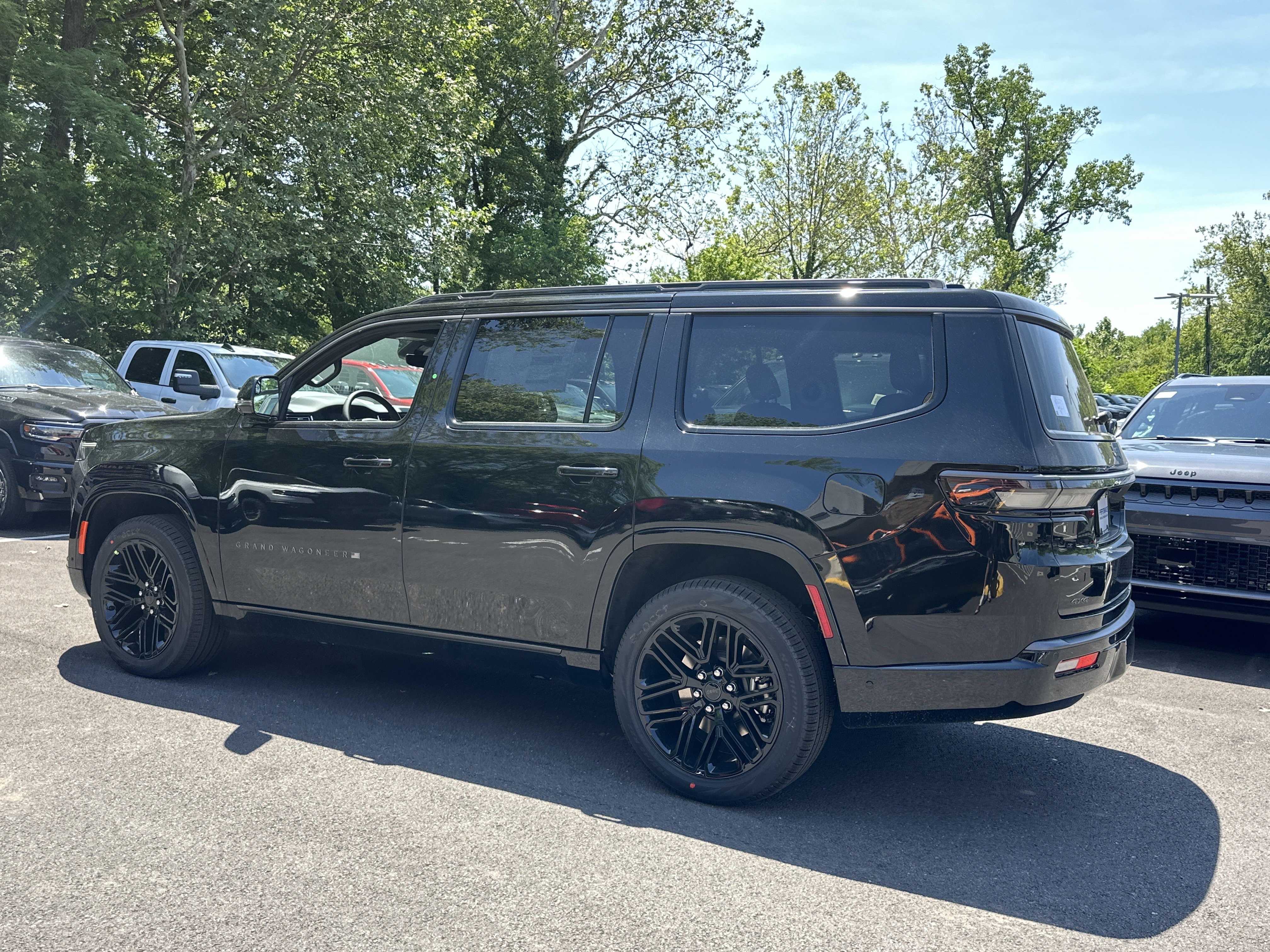 New 2026 Jeep Grand Wagoneer Limited AWD/4WD image 21