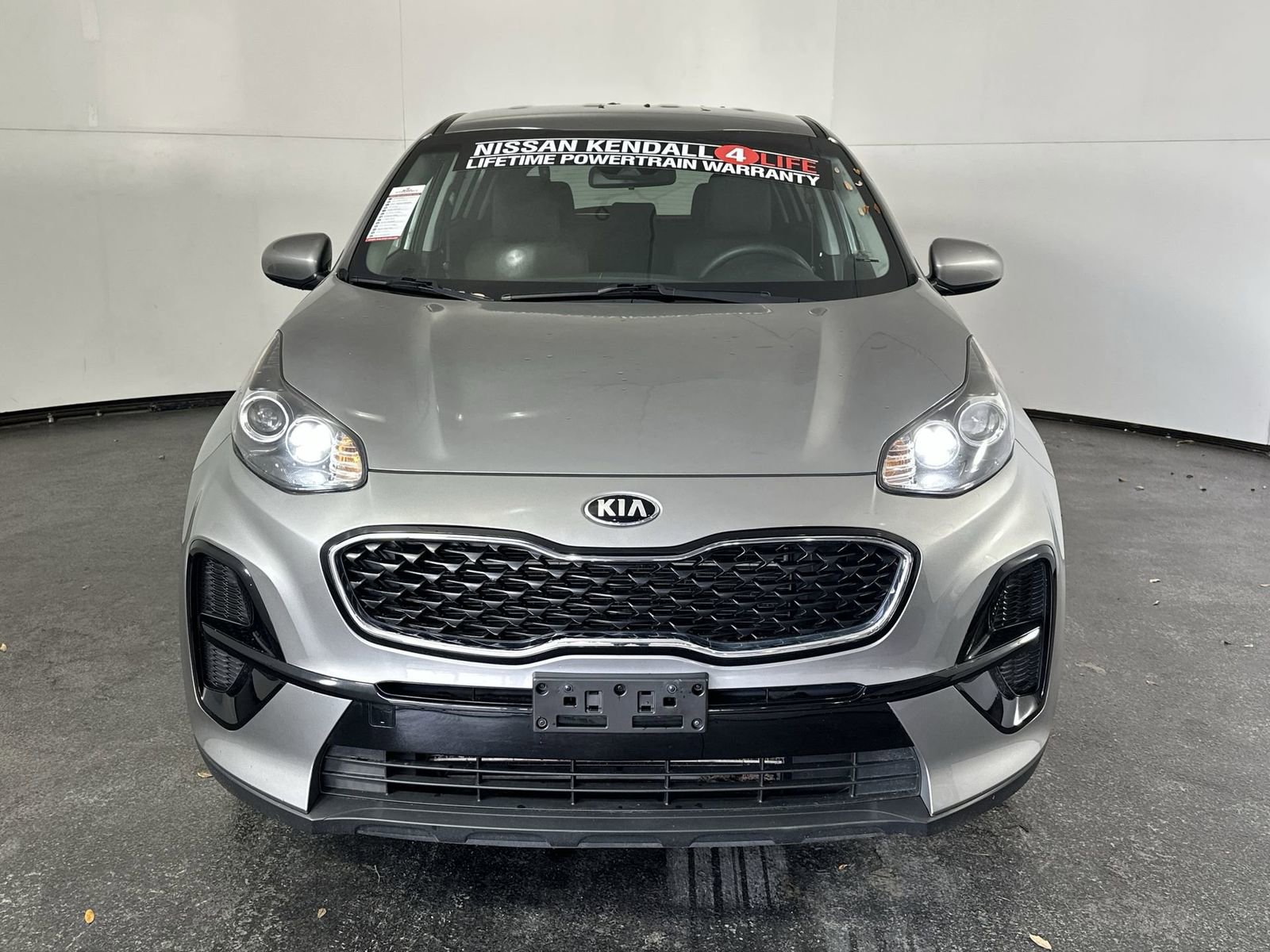 Used 2022 Kia Sportage LX image 3