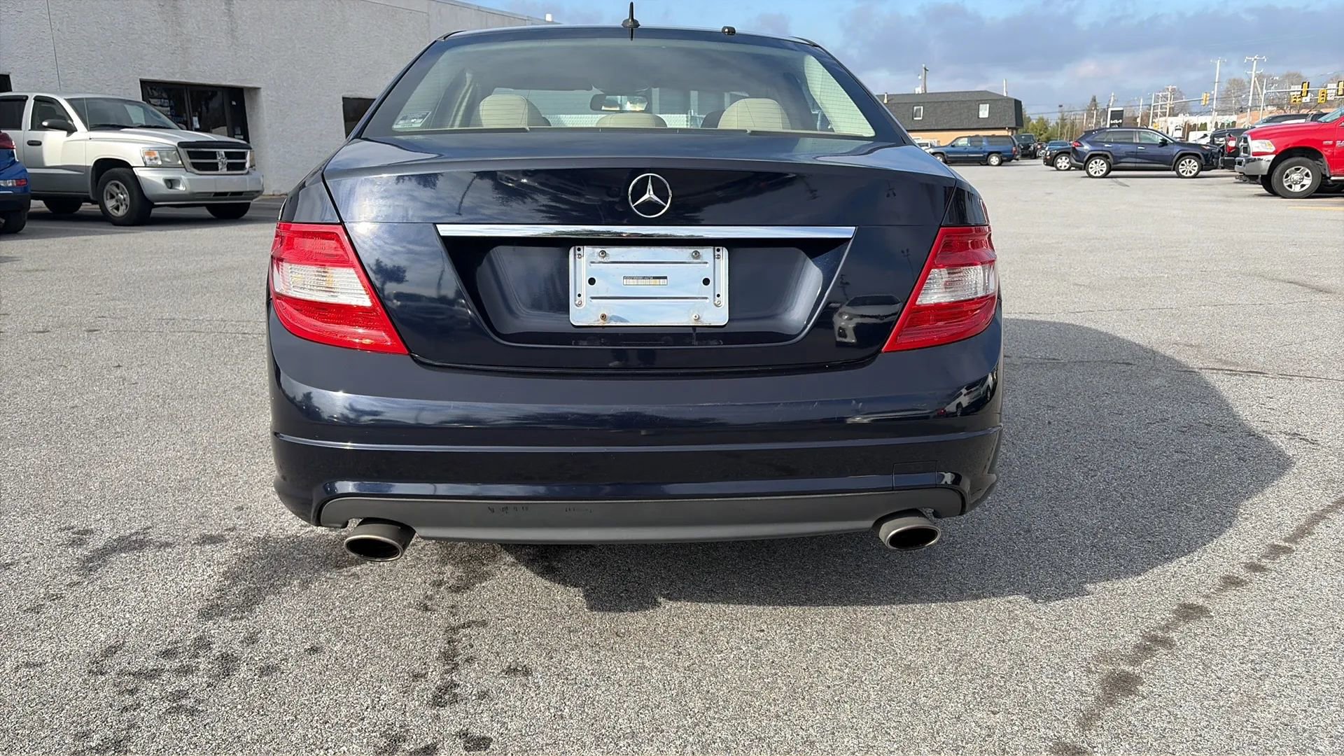 Used 2011 Mercedes-Benz C 300 4MATIC Sedan image 48