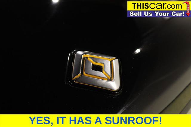 Used 2023 Rivian R1S Adventure image 11