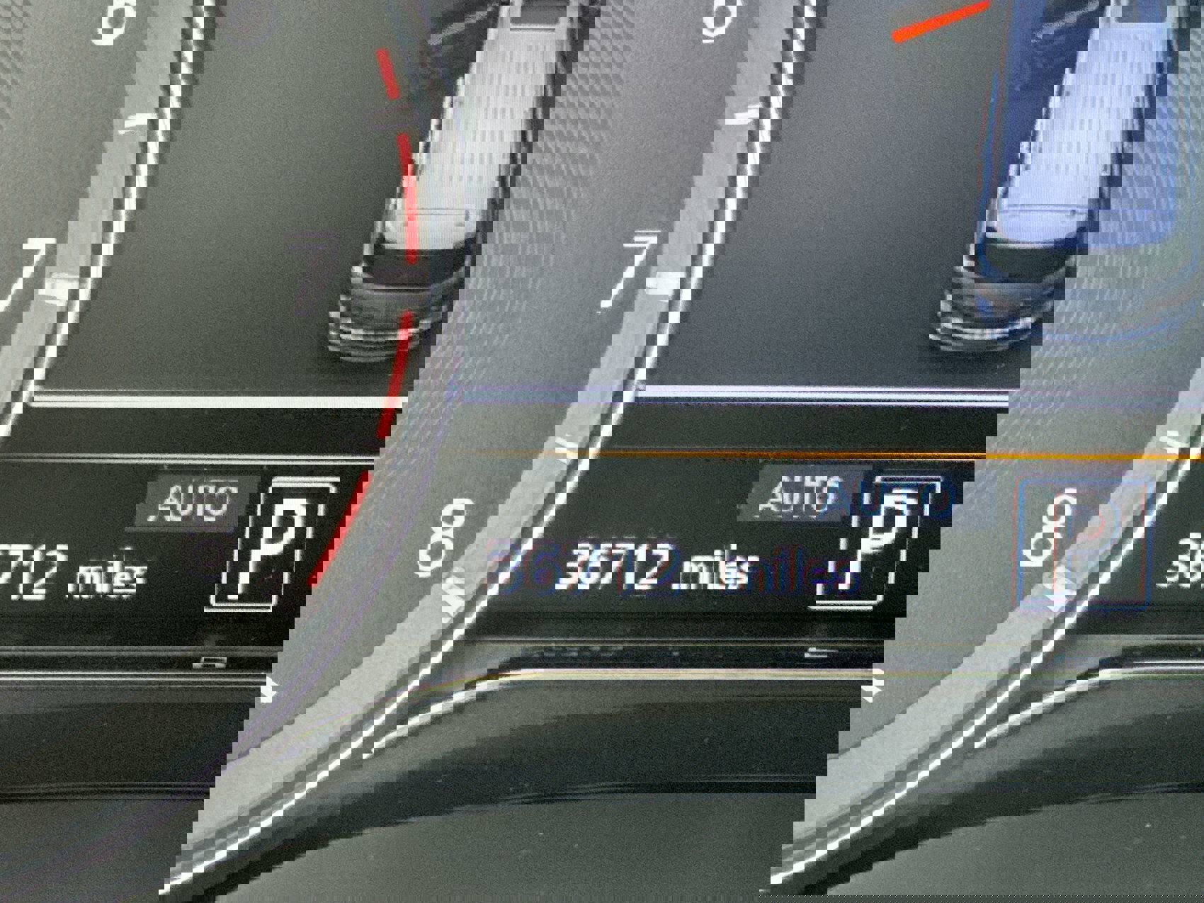 Used 2024 INFINITI QX80 Luxe image 15