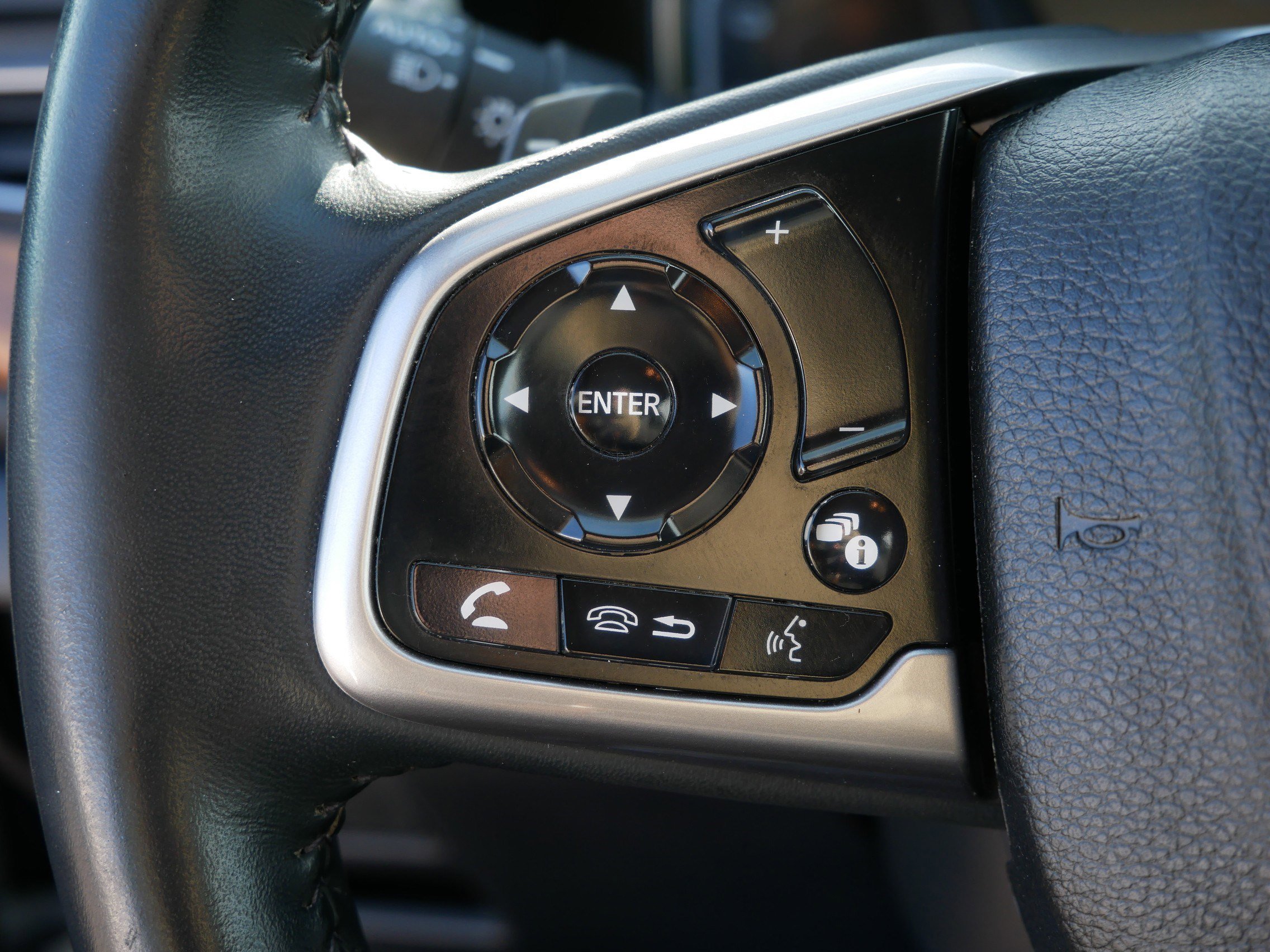 Used 2020 Honda CR-V EX-L image 28