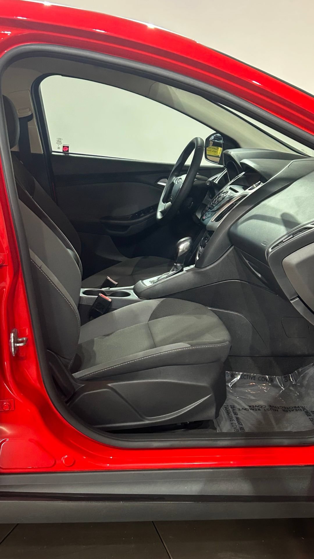 Used 2013 Ford Focus SE FWD image 44