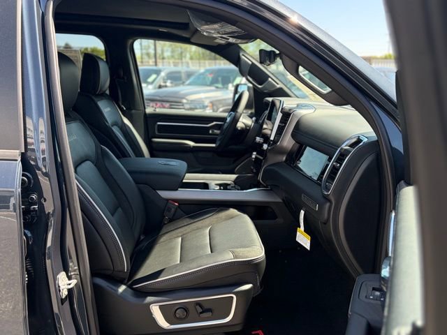 New 2026 RAM 1500 Laramie w/ Night Edition AWD/4WD image 28
