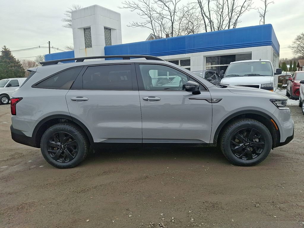 Used 2023 Kia Sorento S w/ Panoramic Sunroof Package image 9