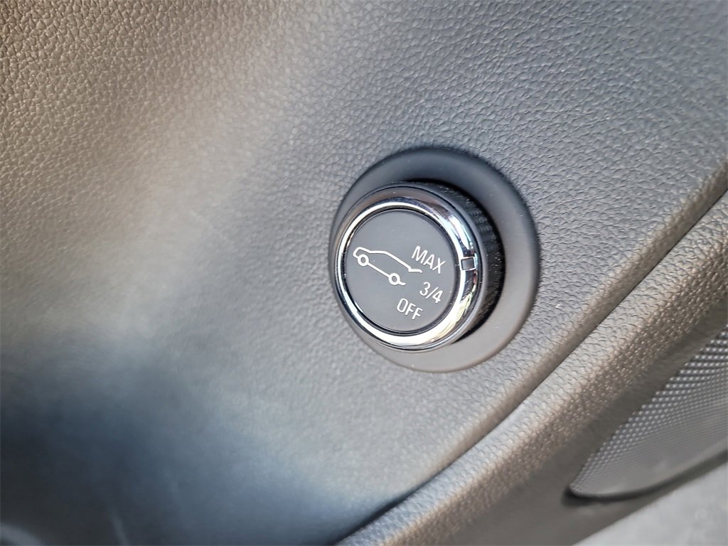 Used 2022 Chevrolet Blazer Premier w/ Enhanced Convenience Package image 17