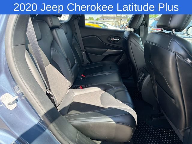 Used 2020 Jeep Cherokee Latitude Plus w/ Comfort/Convenience Group AWD/4WD image 23