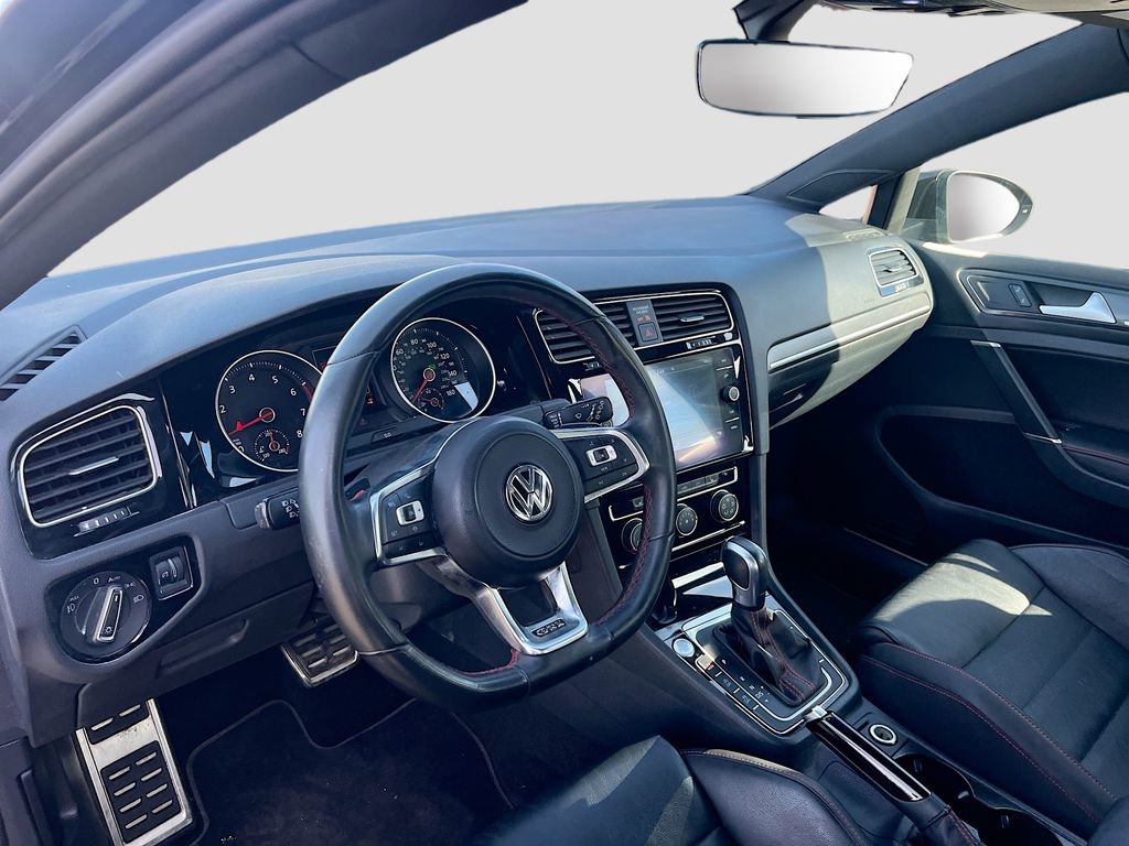 Used 2021 Volkswagen GTI SE FWD image 9