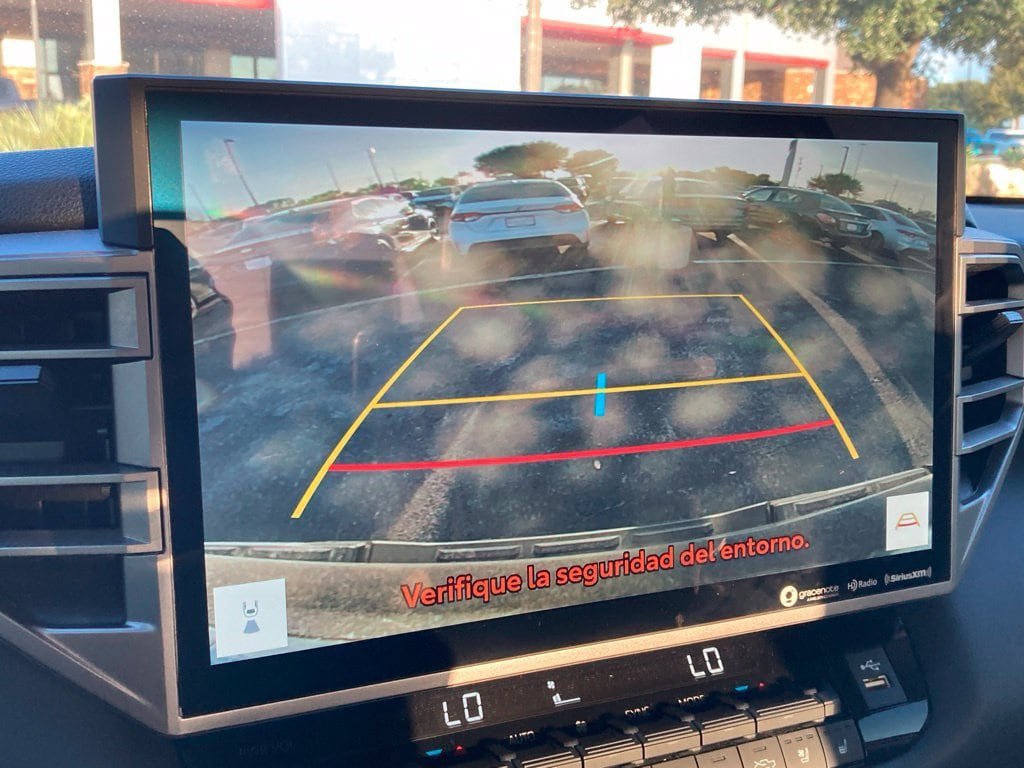 Used 2024 Toyota Tundra Limited w/ Power Package AWD/4WD image 24