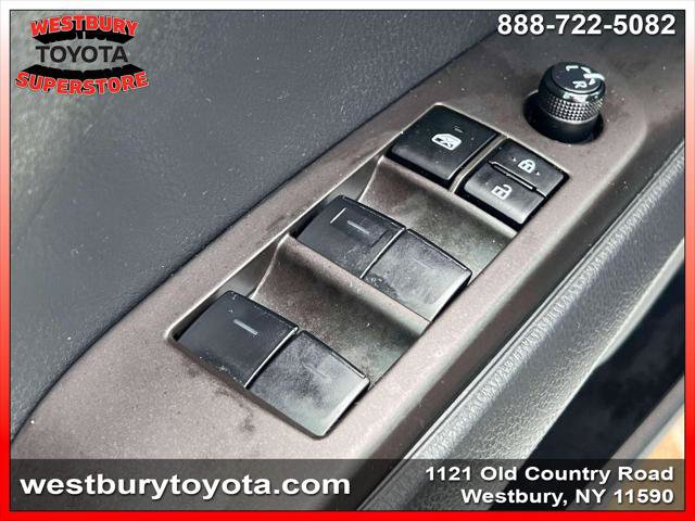 Certified 2023 Toyota Camry SE AWD/4WD image 19