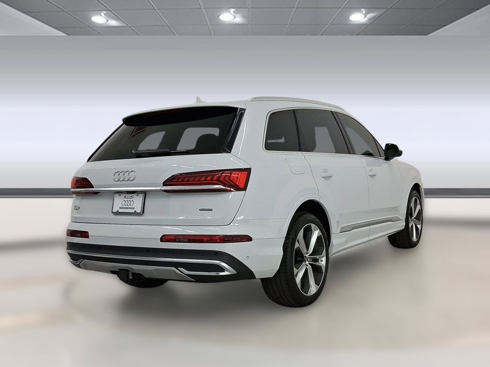 Certified 2024 Audi Q7 Premium Plus image 9