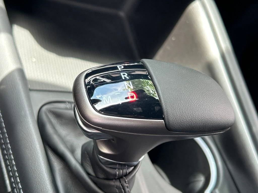 New 2024 Dodge Durango SXT w/ 3rd Row Seating Group image 40