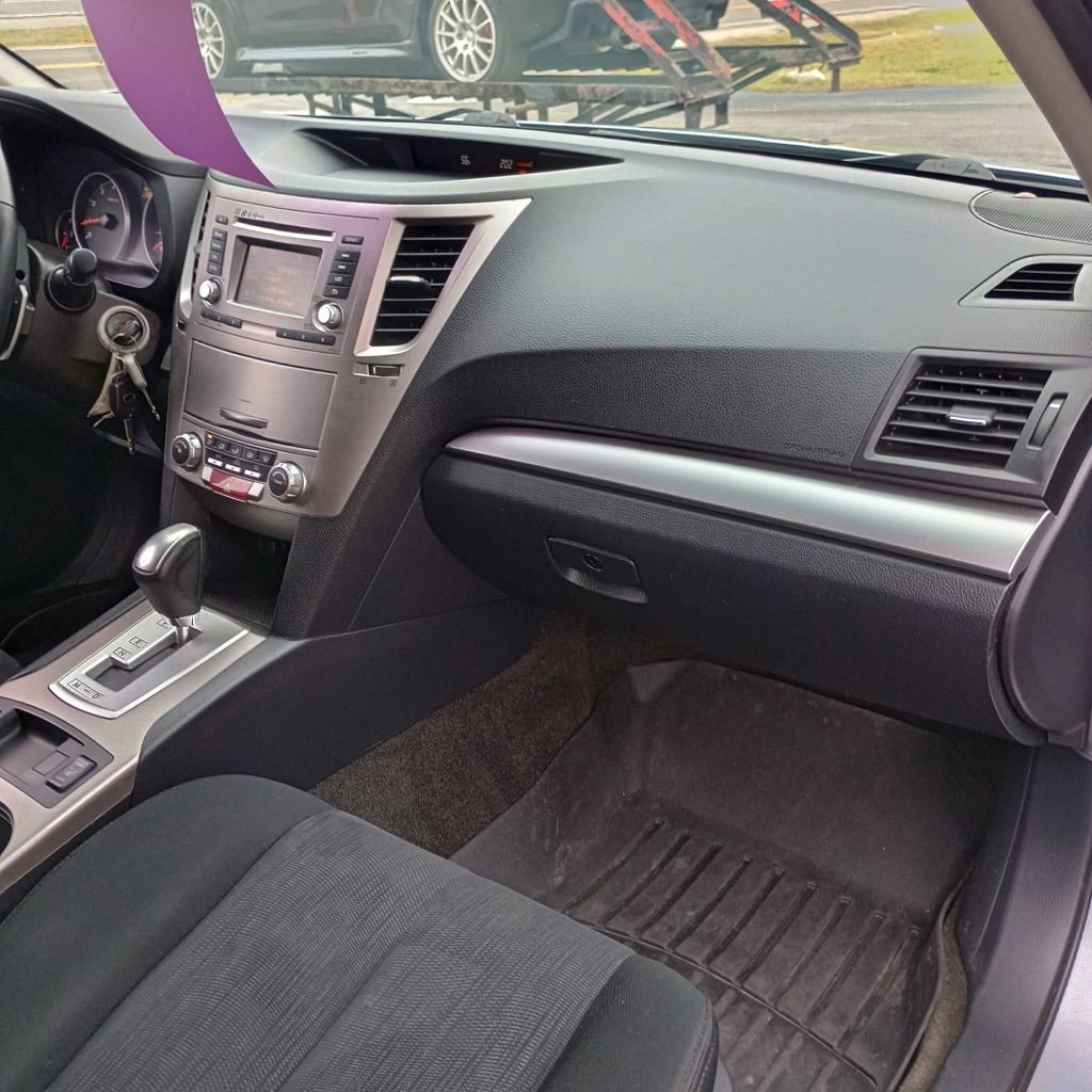Used 2014 Subaru Outback 2.5i Premium image 21