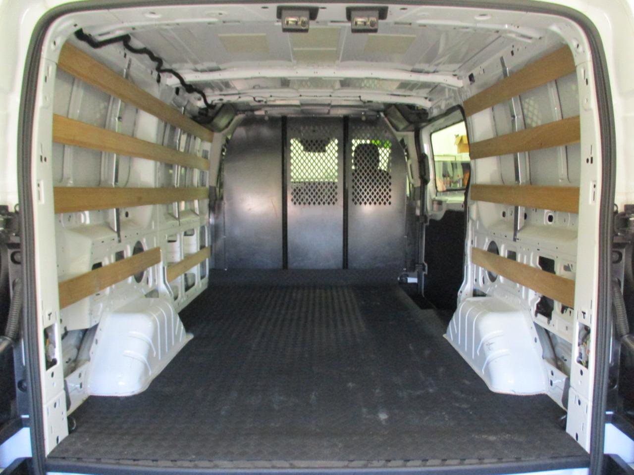 Used 2024 Ford Transit 250 Low Roof w/ Exterior Upgrade Package image 12