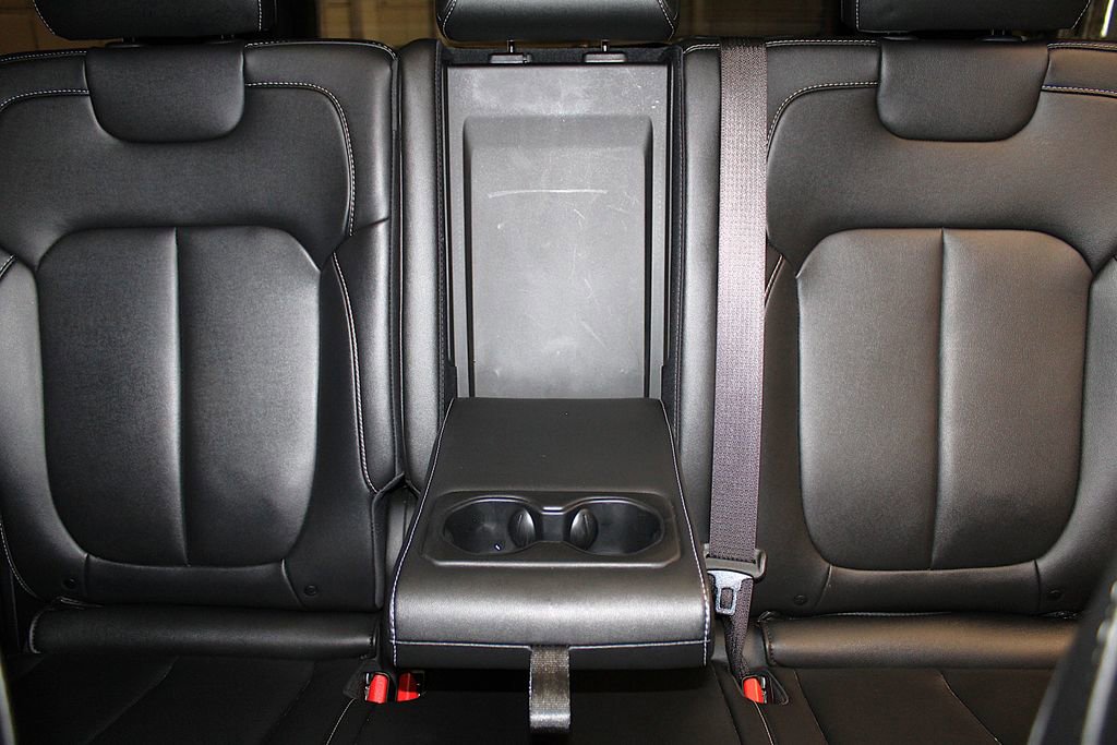 Used 2024 Jeep Grand Cherokee Limited 4xe image 30