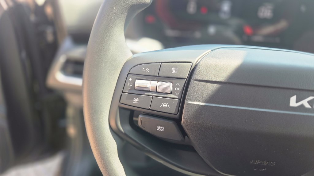 Used 2026 Kia K4 FWD image 18