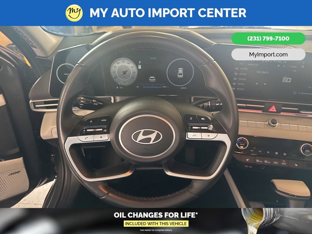 Used 2024 Hyundai Elantra Limited FWD image 15