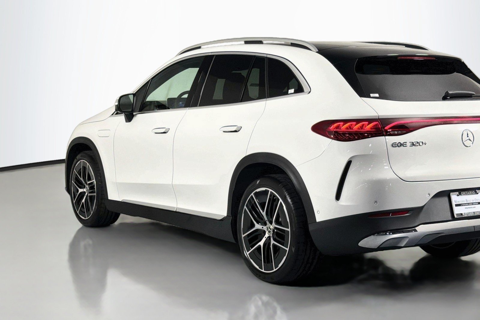 New 2027 Mercedes-Benz EQE 320+ SUV image 13