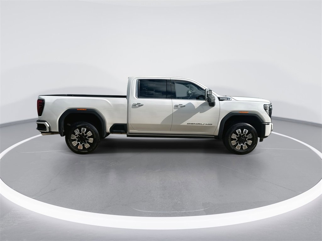Used 2024 GMC Sierra 2500 Denali w/ Denali Reserve Package image 9