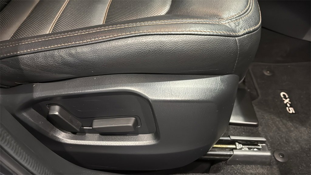 Used 2023 MAZDA CX-5 AWD 2.5 S w/ Preferred Package image 13