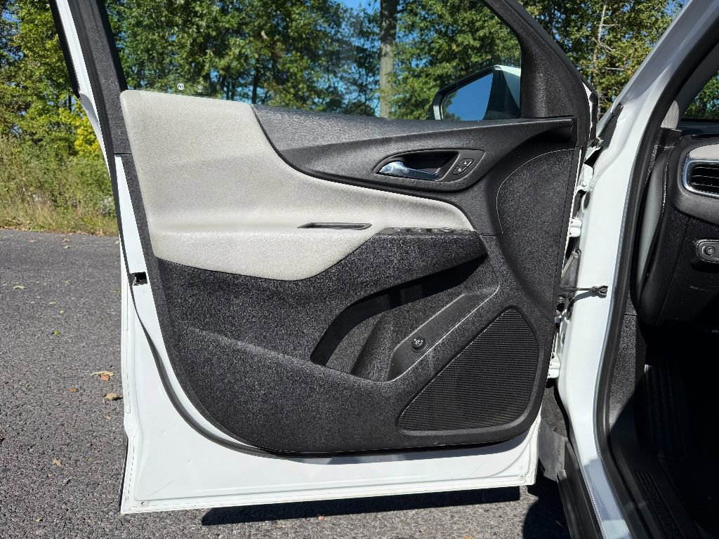 Used 2019 Chevrolet Equinox LT image 22