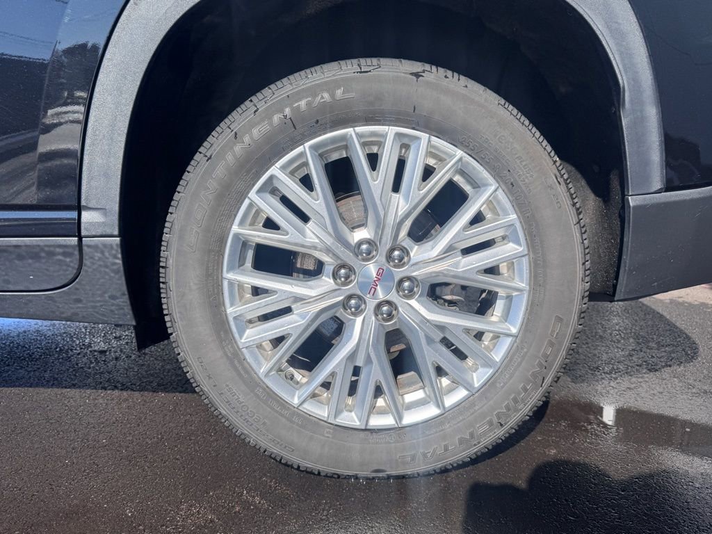 Used 2024 GMC Acadia Elevation image 28