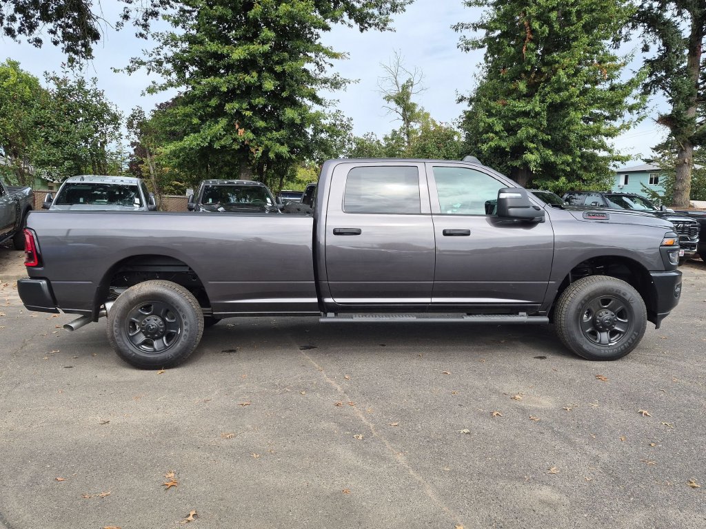 New 2026 RAM 3500 Tradesman AWD/4WD image 8